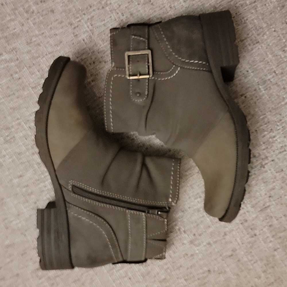 Earth Origin boots